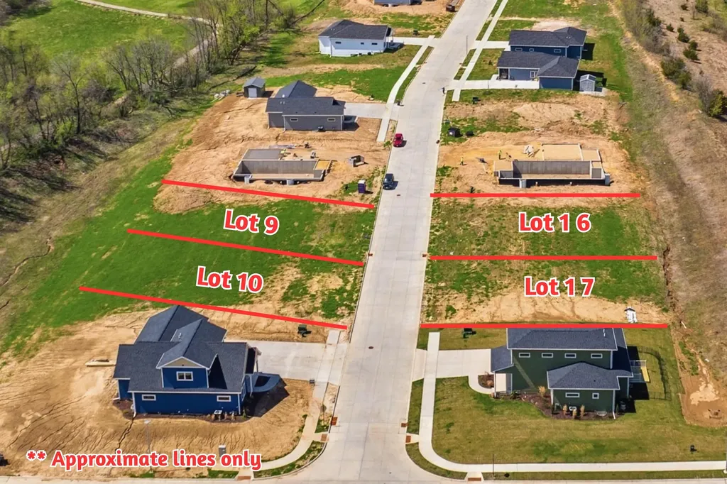 Lot 9 Tiffany Dubuque IA 52001