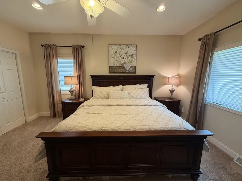2414 Spruce Wood Dubuque IA 52002