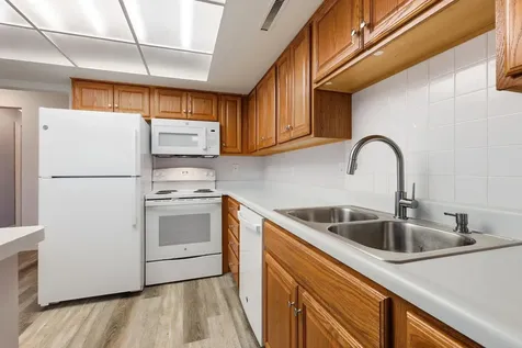 2335 Coventry Dubuque IA 52001