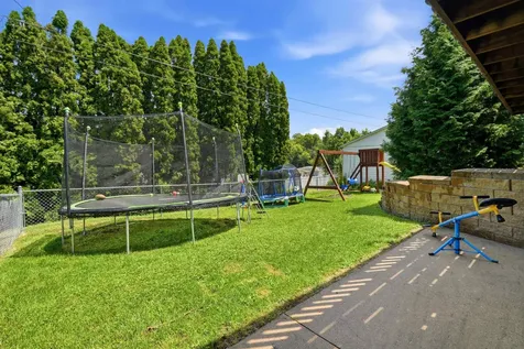 1738 N Grandview Dubuque IA 52001