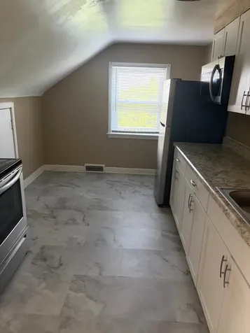 2705 Asbury Dubuque IA 52001