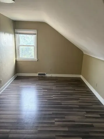 2705 Asbury Dubuque IA 52001