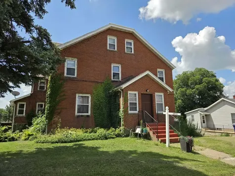 2705 Asbury Dubuque IA 52001