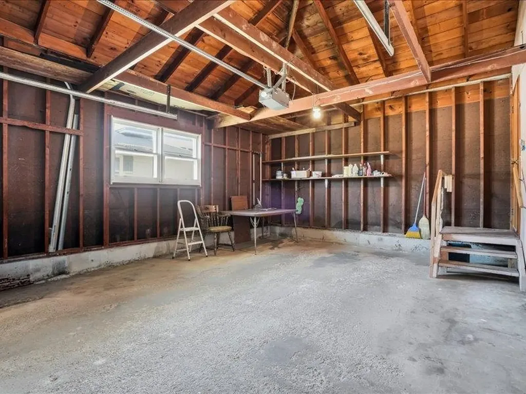 406 SE 8th Dyersville IA 52040