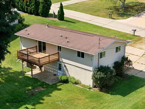 10296 Boleyn Dubuque IA 52001