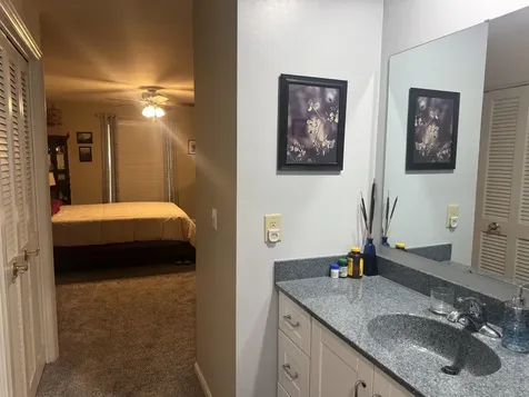 2335 Coventry Dubuque IA 52001