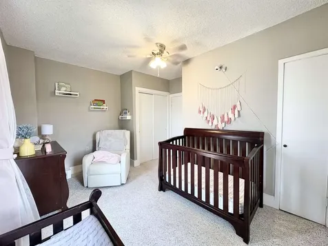 525 5th Avenue SE Dyersville IA 52040