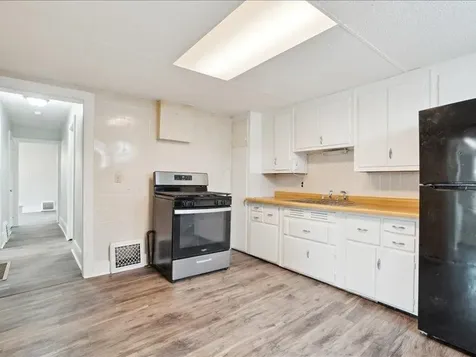 1227 Elm Dubuque IA 52001