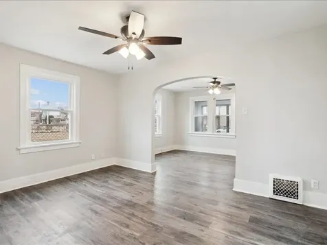 1227 Elm Dubuque IA 52001
