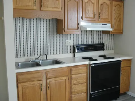 1499 W 3rd Dubuque IA 52001