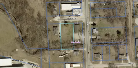608 Charles Manchester IA 52057