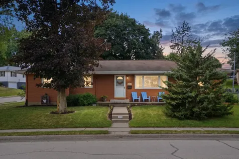 1975 Avalon Dubuque IA 52001