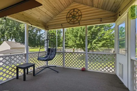 1320 N 5th Manchester IA 52057-0000