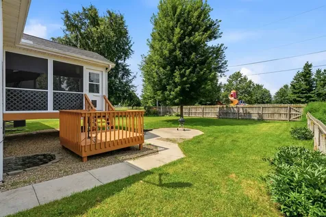 1320 N 5th Manchester IA 52057-0000