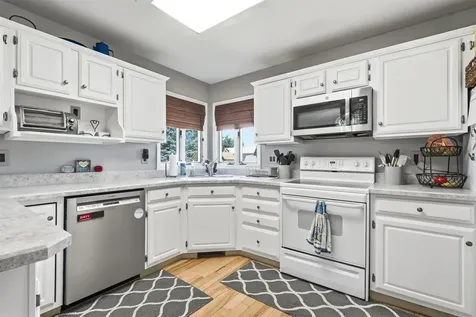 1320 N 5th Manchester IA 52057-0000