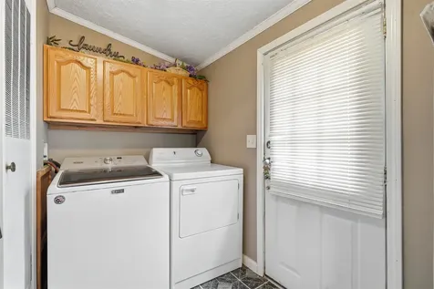 333 Valeria Dubuque IA 52001