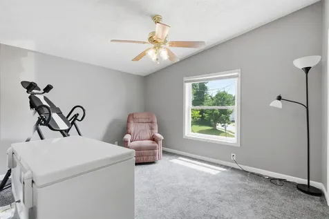 333 Valeria Dubuque IA 52001