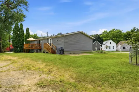 333 Valeria Dubuque IA 52001
