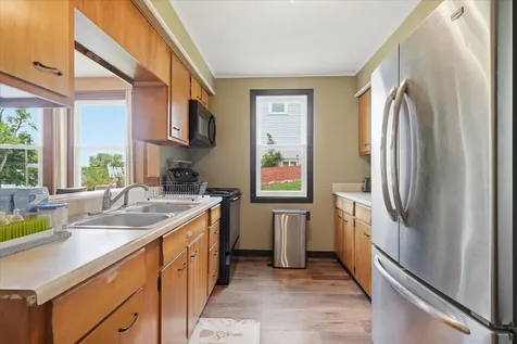 312 Lowell Dubuque IA 52001