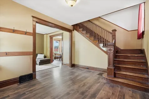 312 Lowell Dubuque IA 52001