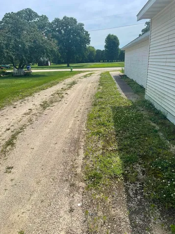 915 Washington Lamont IA 50650