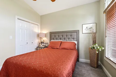 6122 Amber Ridge Dubuque IA 52002