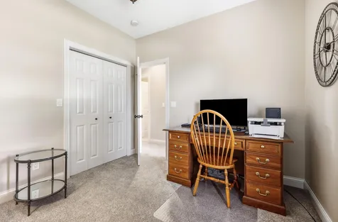 6122 Amber Ridge Dubuque IA 52002