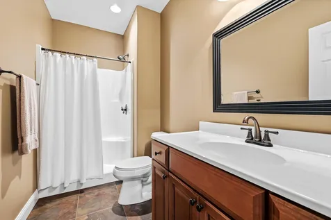 6122 Amber Ridge Dubuque IA 52002