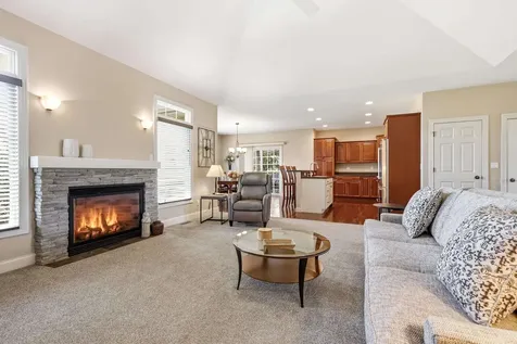 6122 Amber Ridge Dubuque IA 52002