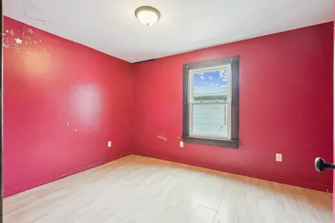 2268 Washington Dubuque IA 52001