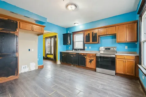 2268 Washington Dubuque IA 52001