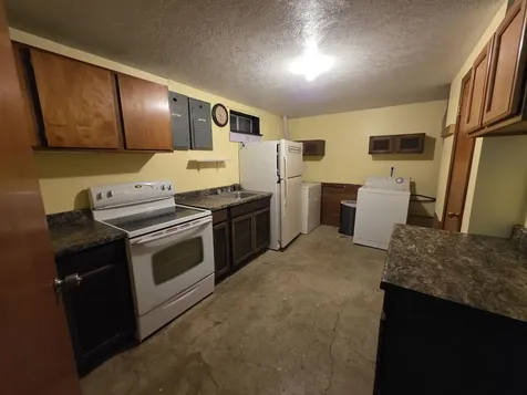 309 NE Second Elkader IA 52043