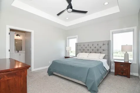 14481 Keegan Dubuque IA 52002