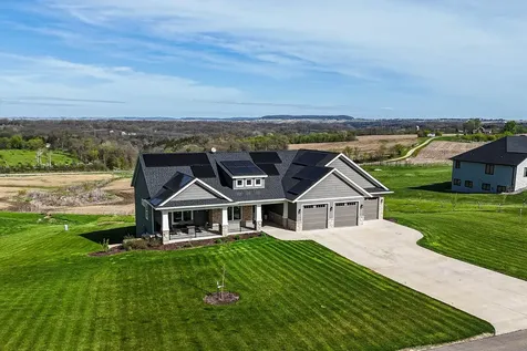 14481 Keegan Dubuque IA 52002