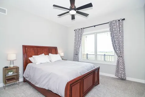 14481 Keegan Dubuque IA 52002