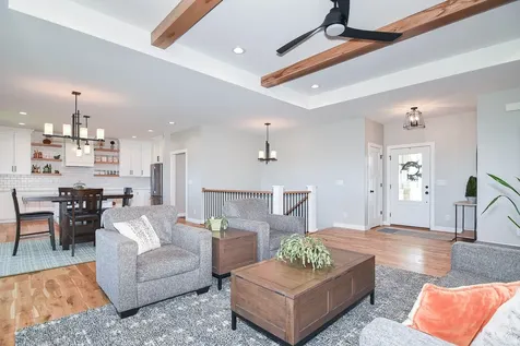 14481 Keegan Dubuque IA 52002