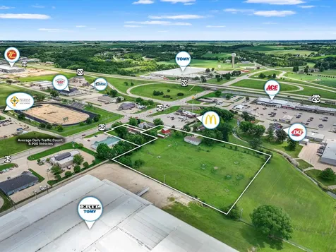 1430 SE 9th Dyersville IA 52040