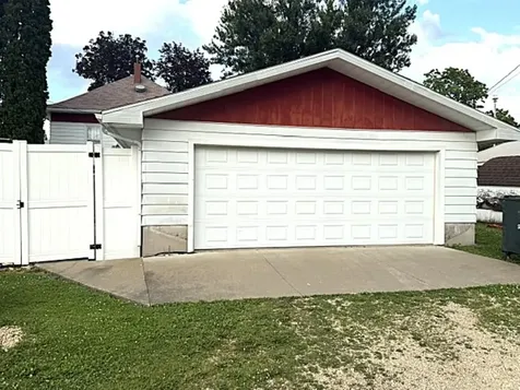 504 S 4th Bellevue IA 52031