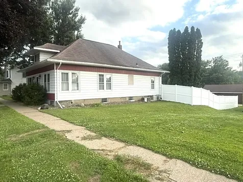 504 S 4th Bellevue IA 52031