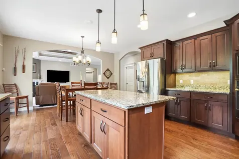 16797 Daisy Dubuque IA 52001