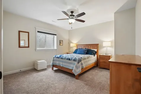 16797 Daisy Dubuque IA 52001
