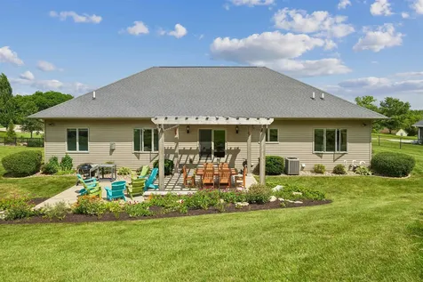 16797 Daisy Dubuque IA 52001