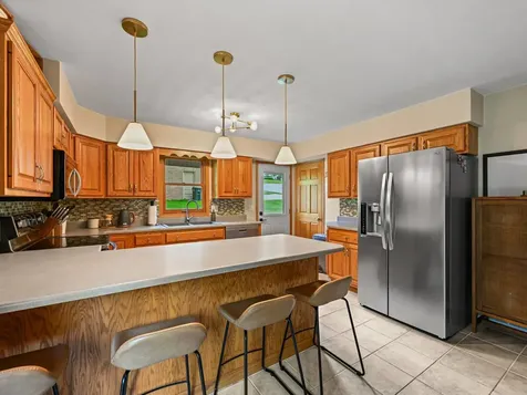 2750 N Grandview Dubuque IA 52001