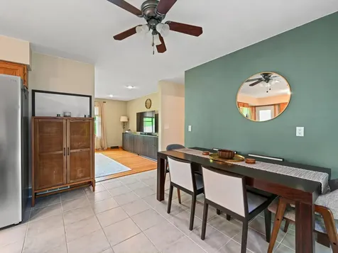 2750 N Grandview Dubuque IA 52001