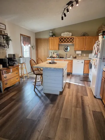 518 Acre Guttenberg IA 52052