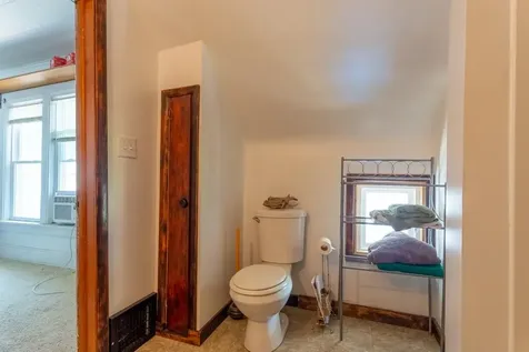 2665 White Dubuque IA 52001