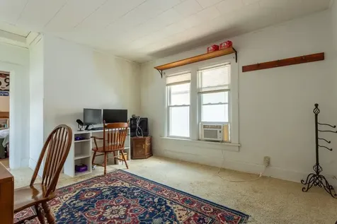 2665 White Dubuque IA 52001