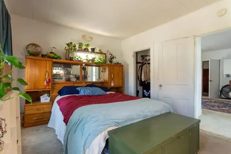 2665 White Dubuque IA 52001