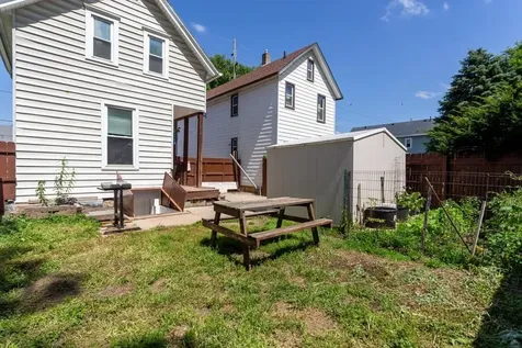2665 White Dubuque IA 52001