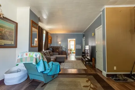 2665 White Dubuque IA 52001